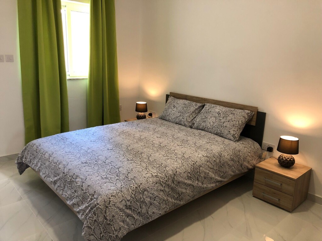 Sliema, Furnished Apartment's Image 4