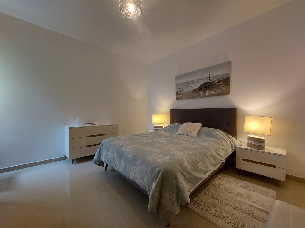 Sliema, Furnished Penthouse's Image 9