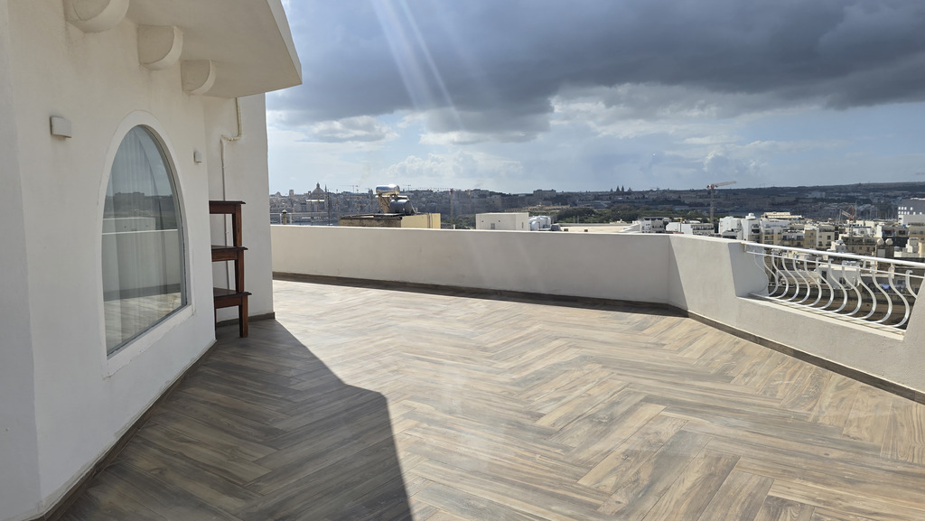 Sliema Furnished Penthouse's Image 9