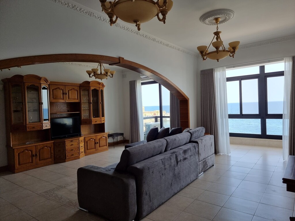 Sliema, Furnished Apartment's Image 4