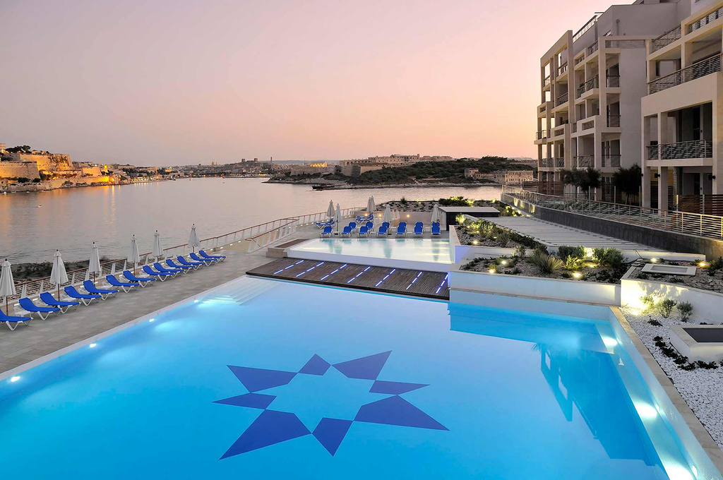 Tigne Point Furnished Apartment's Image 11