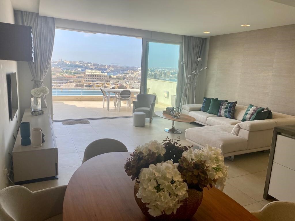 P_006079_Sliema-penthouse-to-let