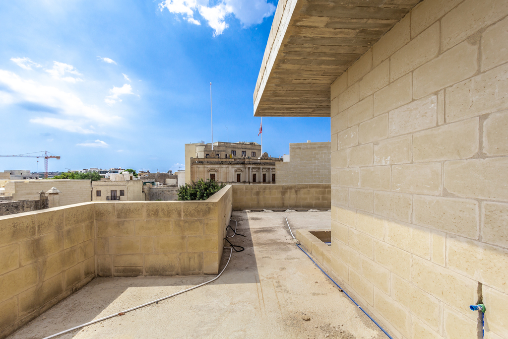 Qrendi Shell form Palazzo's Image 16