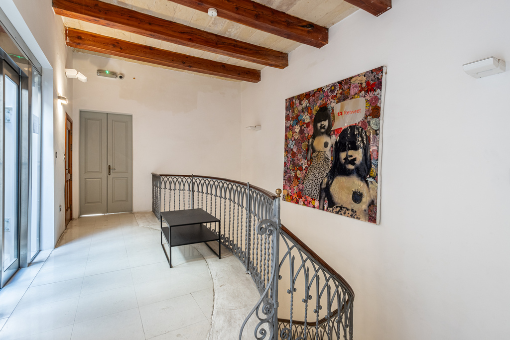 Valletta-office-to-let-18-christie's-malta