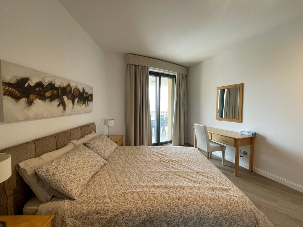 Portomaso, Seafront Apartment's Image 4