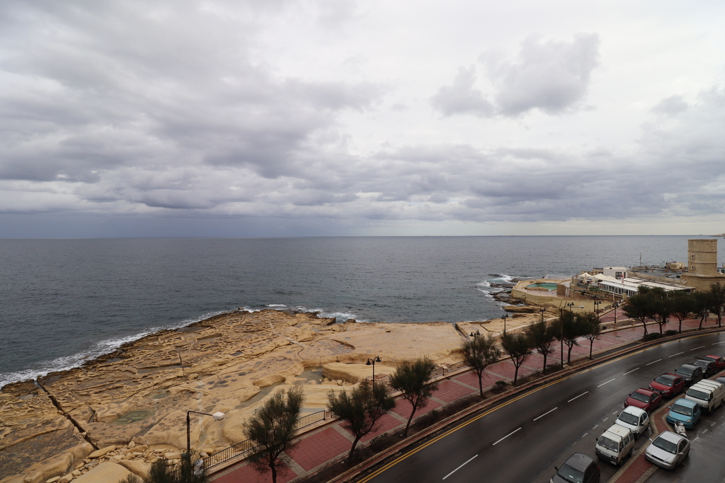P_006143_Sliema-apartment-to-let