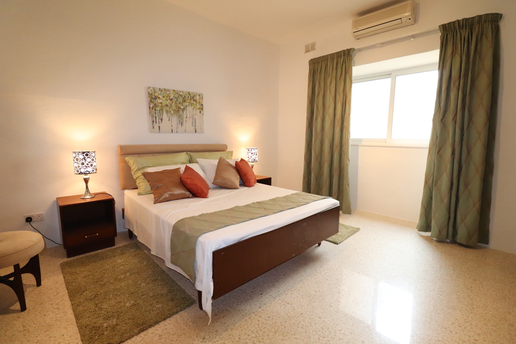 P_006143_Sliema-apartment-to-let