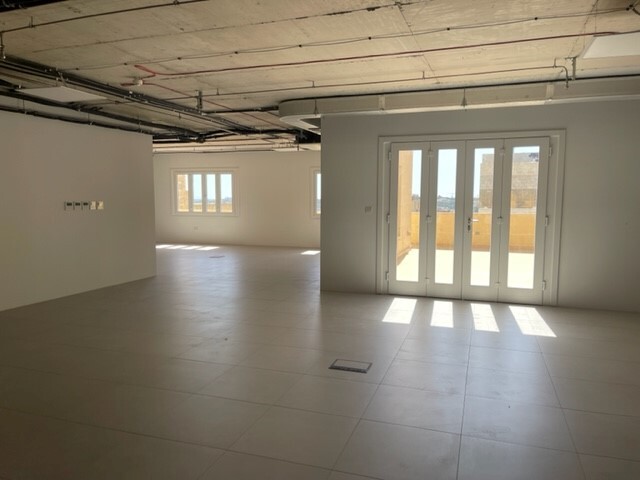Valletta, Finished Office Block's Image 8