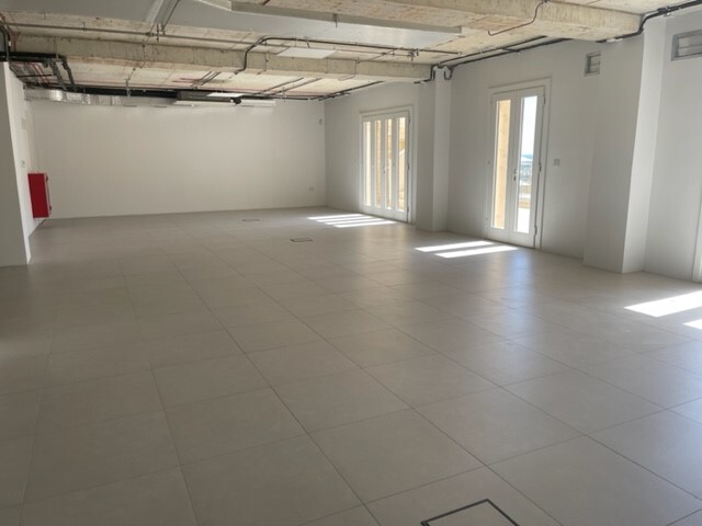Valletta, Finished Office Block's Image 9