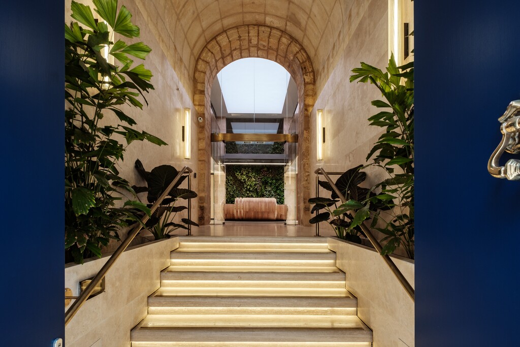 P_006147_Valletta-office-block-t