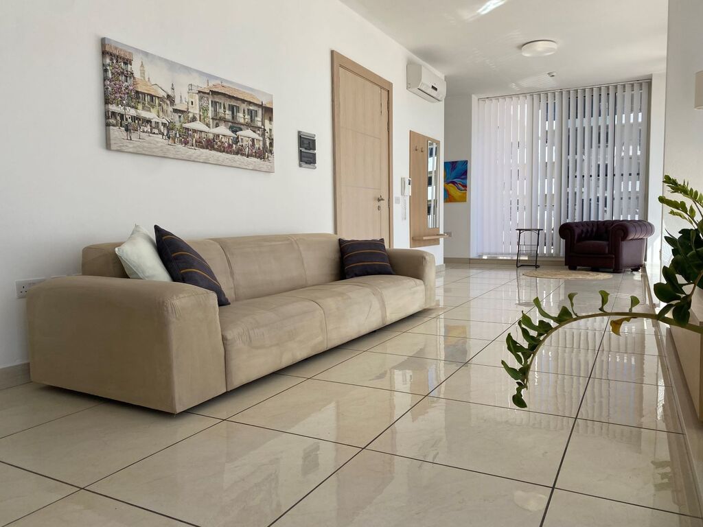 P_006162_Gzira-penthouse-to-let-