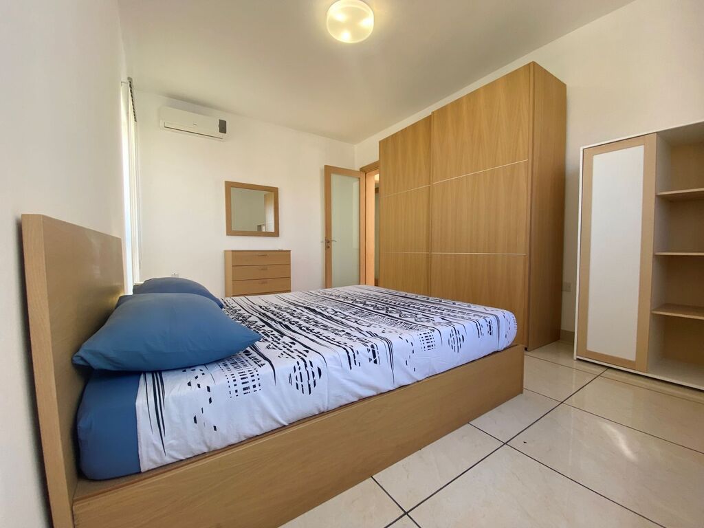 Gzira Furnished Penthouse's Image 9