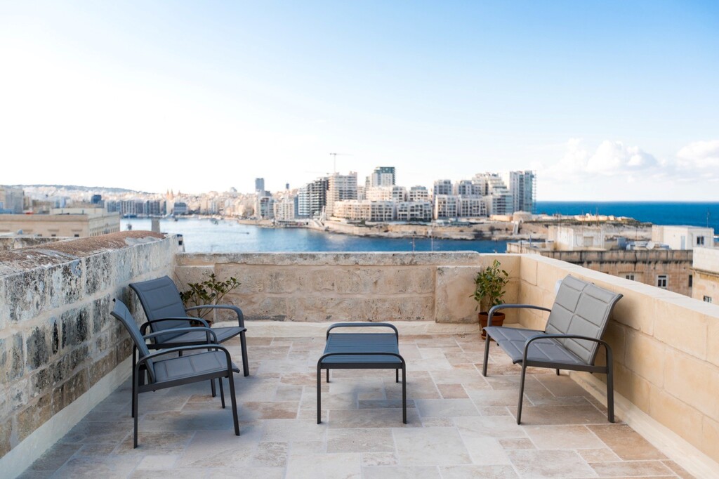 P_006175_Valletta-penthouse-to-l