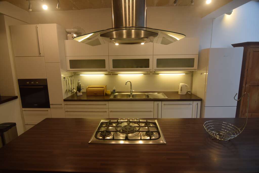 Sliema, Furnished Maisonette's Image 4