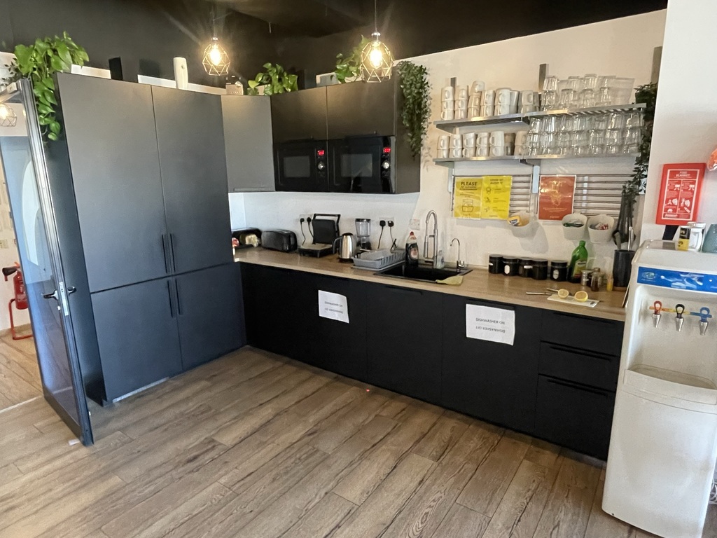 P_006288_TaXbiex-office-to-let-