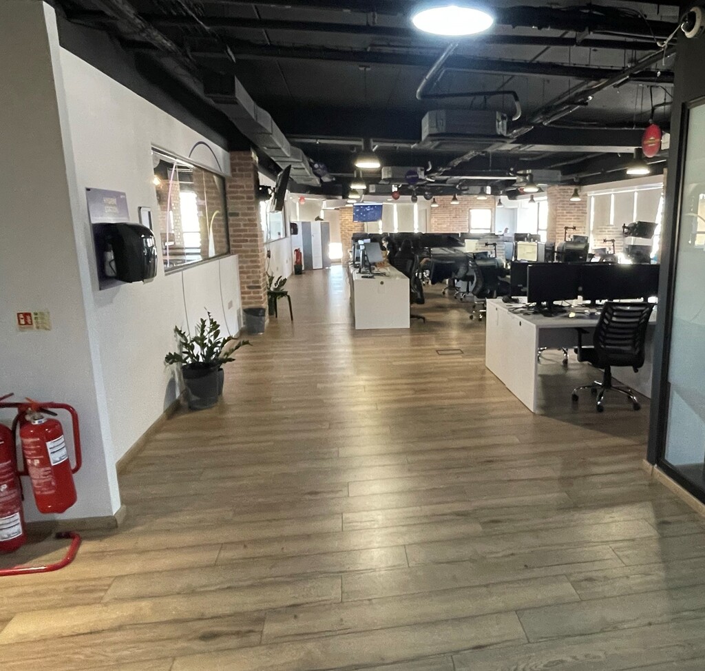 Ta' Xbiex, Fully Equipped Office's Image 3