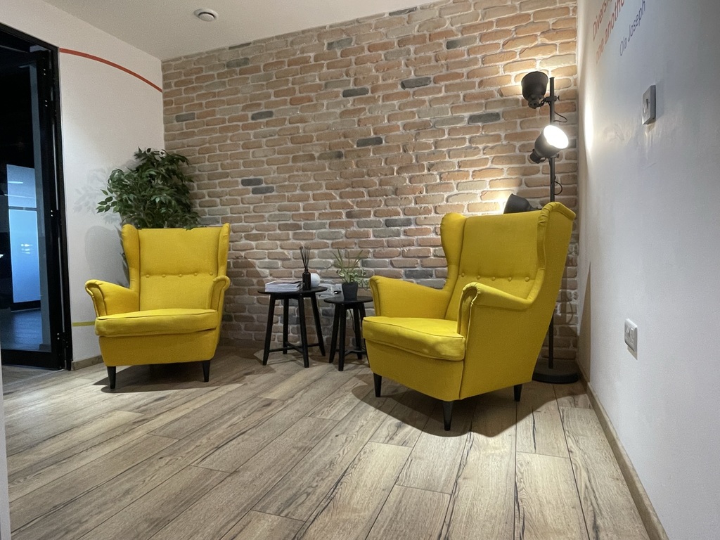 Ta' Xbiex, Fully Equipped Office's Image 3
