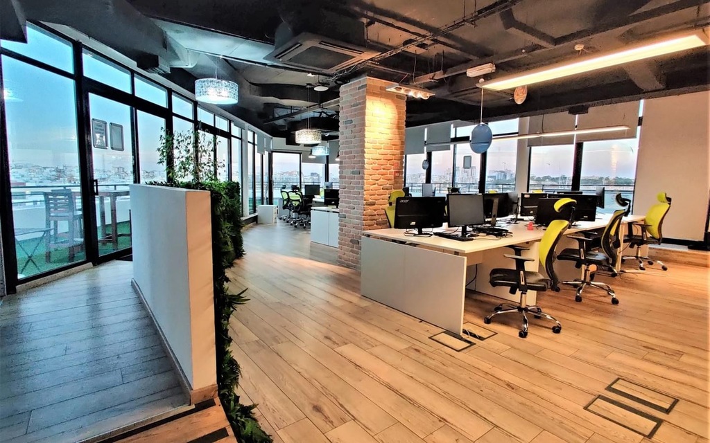 Ta' Xbiex, Fully Equipped Office's Image 3
