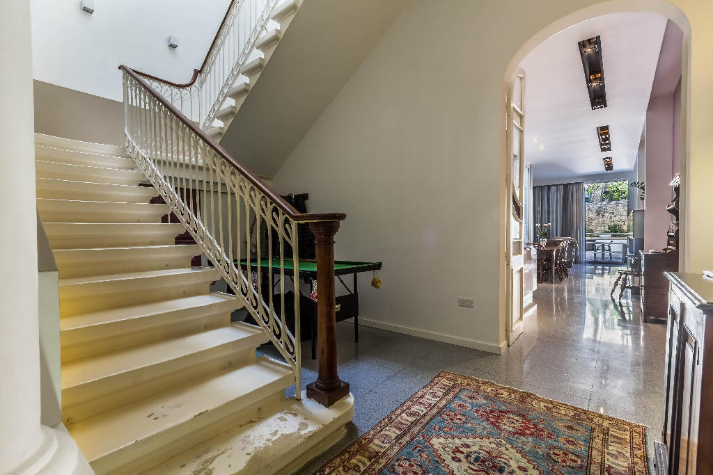 Sliema, Furnished Town House's Image 3