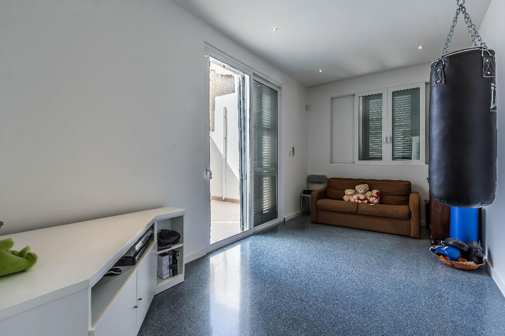 Sliema, Furnished Town House's Image 15