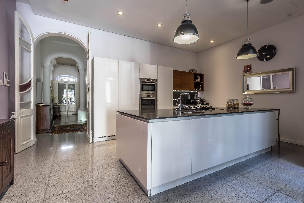 Sliema, Furnished Town House's Image 9