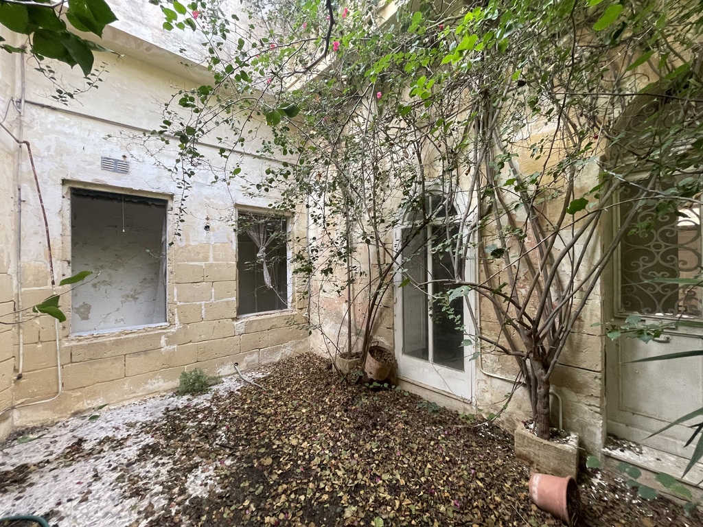 P_006336_Attard-townhouse-for-sa