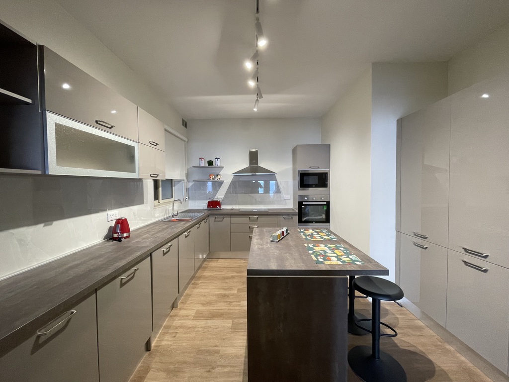 P_006342_Sliema-apartment-to-let