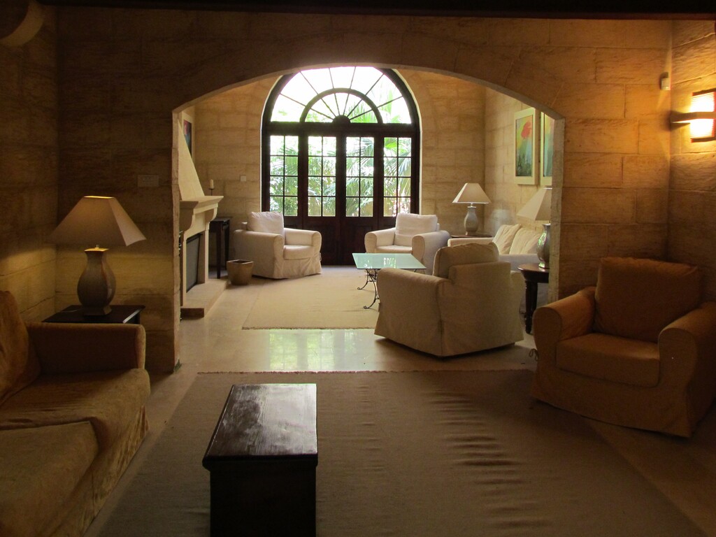 P_006358_Mdina-house-of-characte