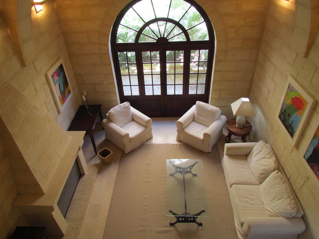 P_006358_Mdina-house-of-characte
