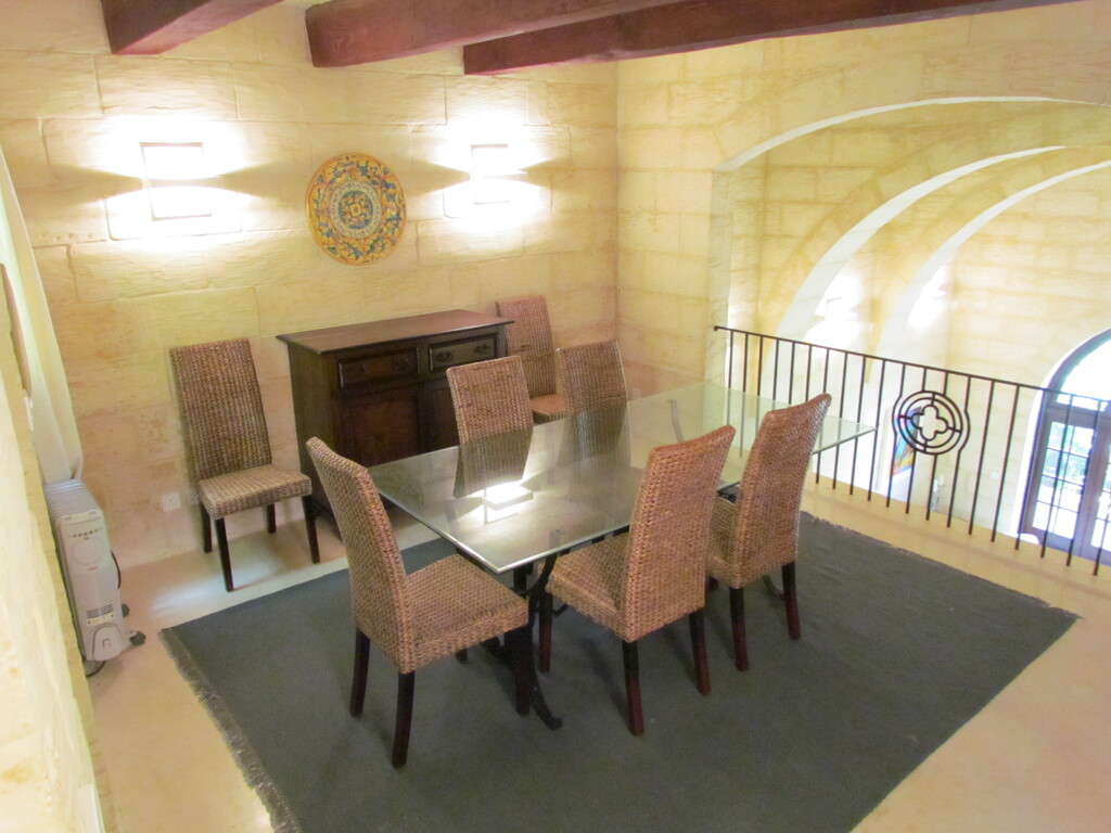 P_006358_Mdina-house-of-characte