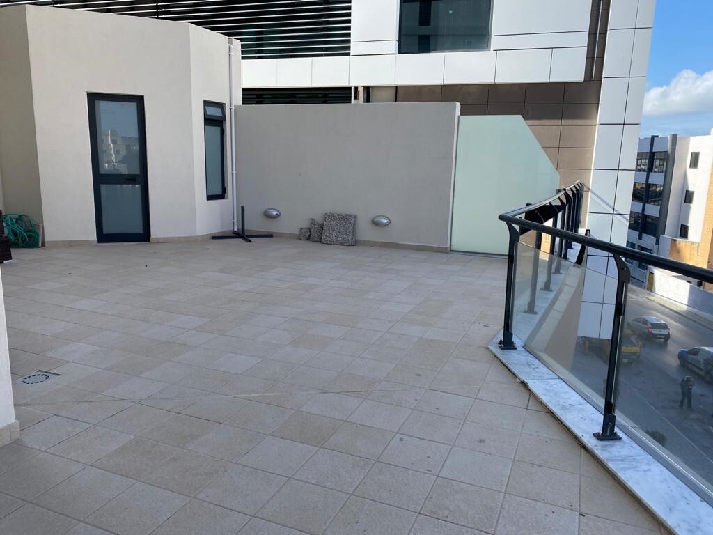 P_006399_Pender-gardens-apartmen