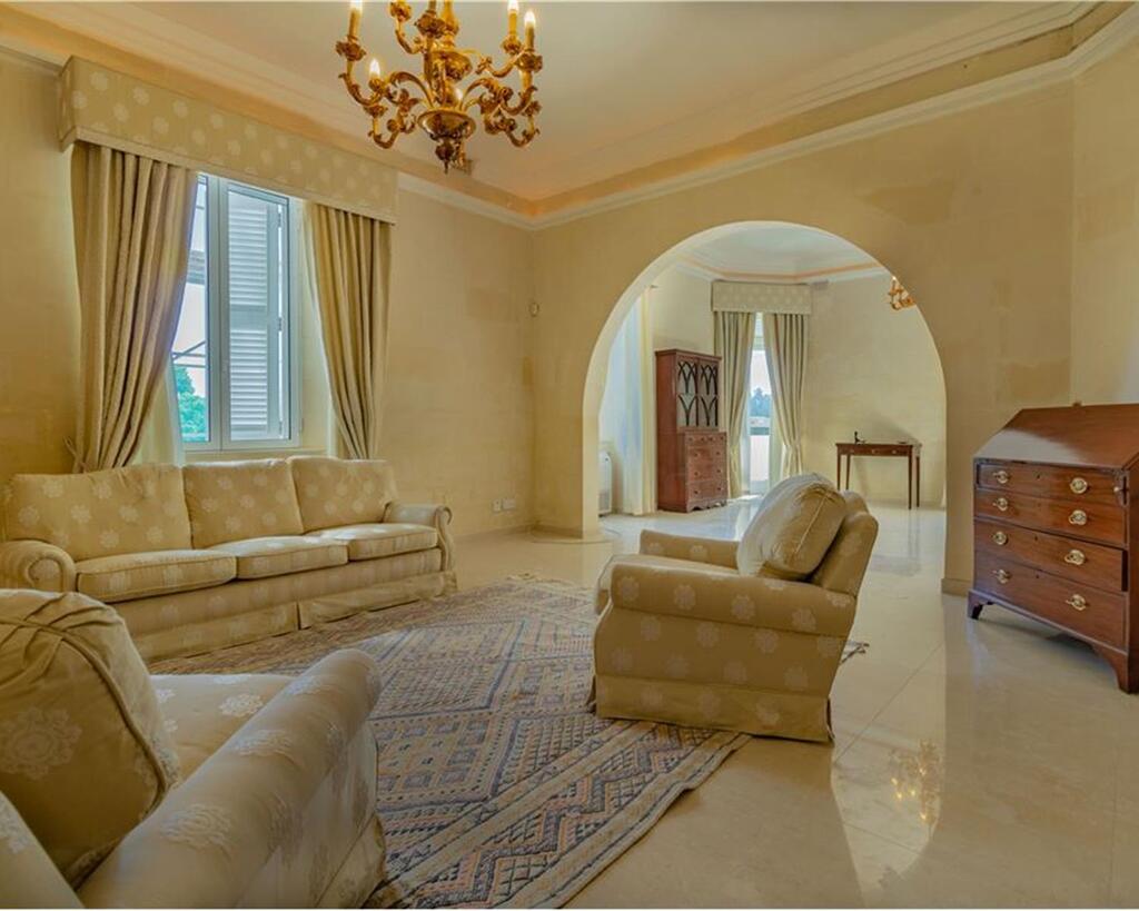 P_006411_TaXbiex-villa-for-sale