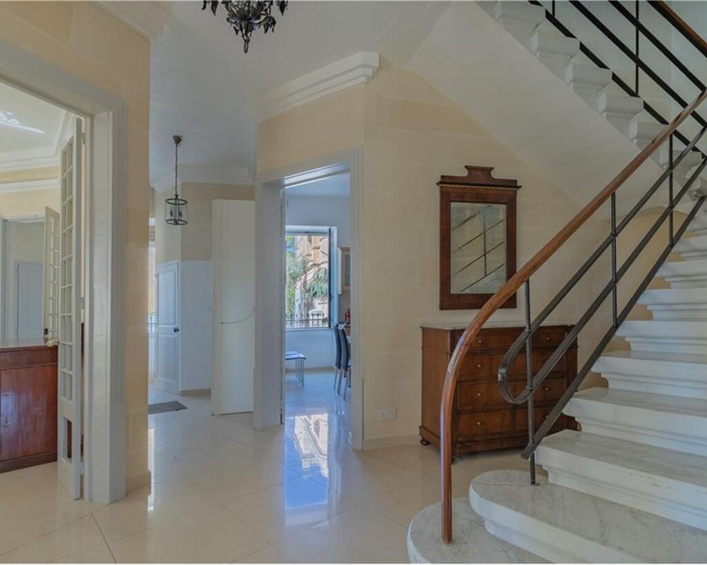 Ta' Xbiex Seafront Villa's Image 3