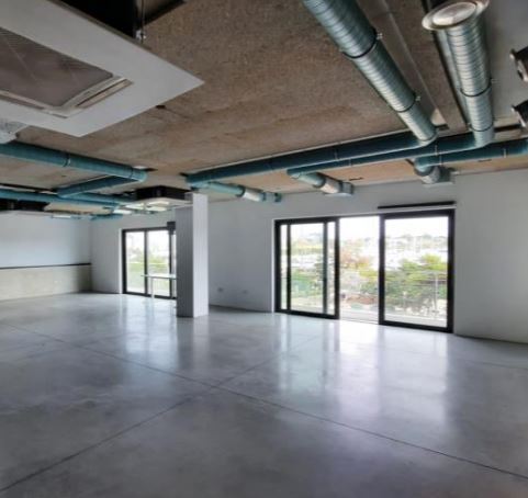 Ta' Xbiex Finished Office's Image 2