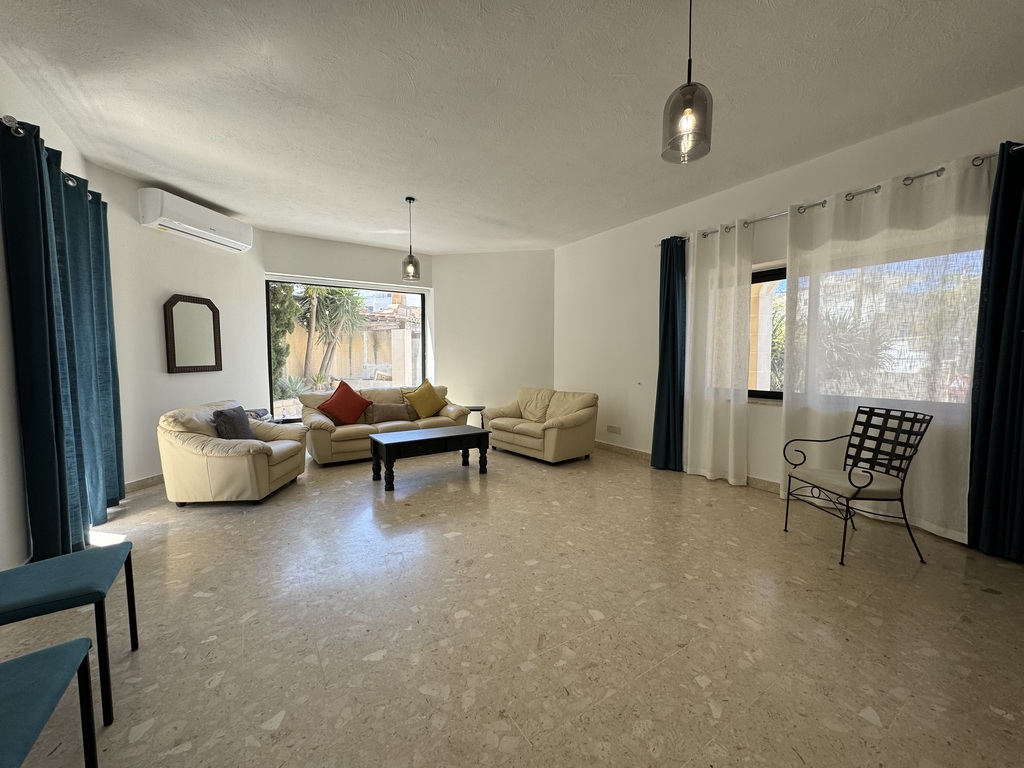 Madliena-villa-to-let-4-osyter-christie's