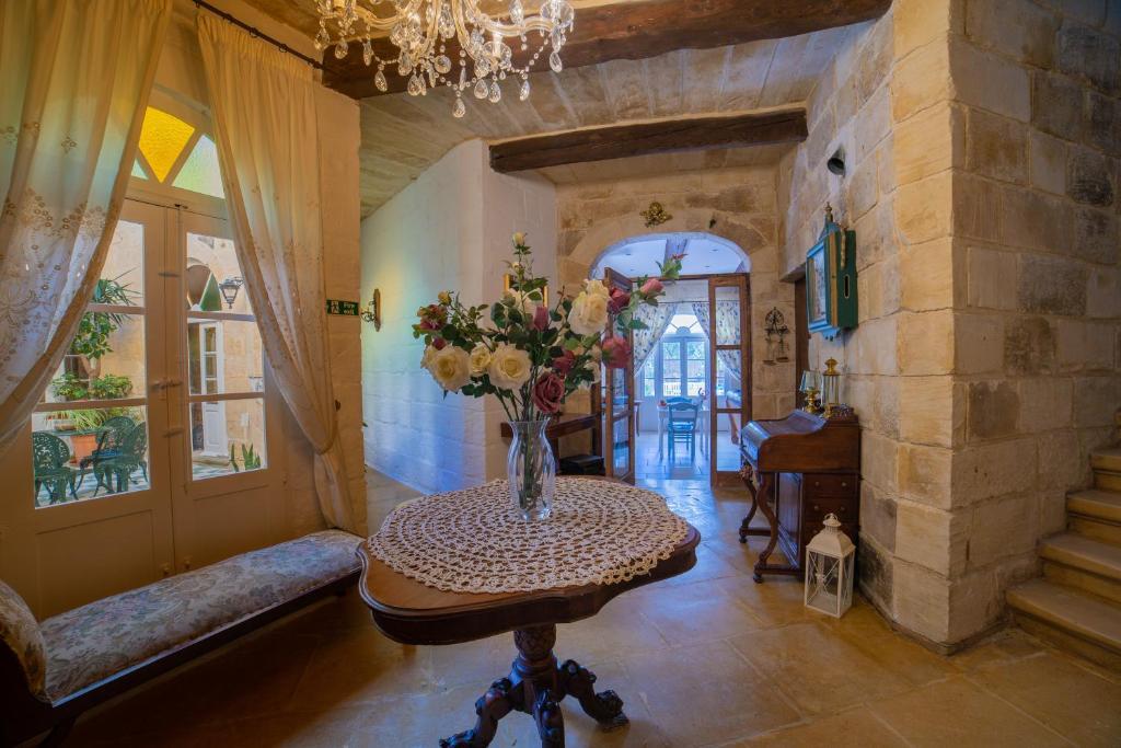 Zebbug Converted House of Character's Image 6