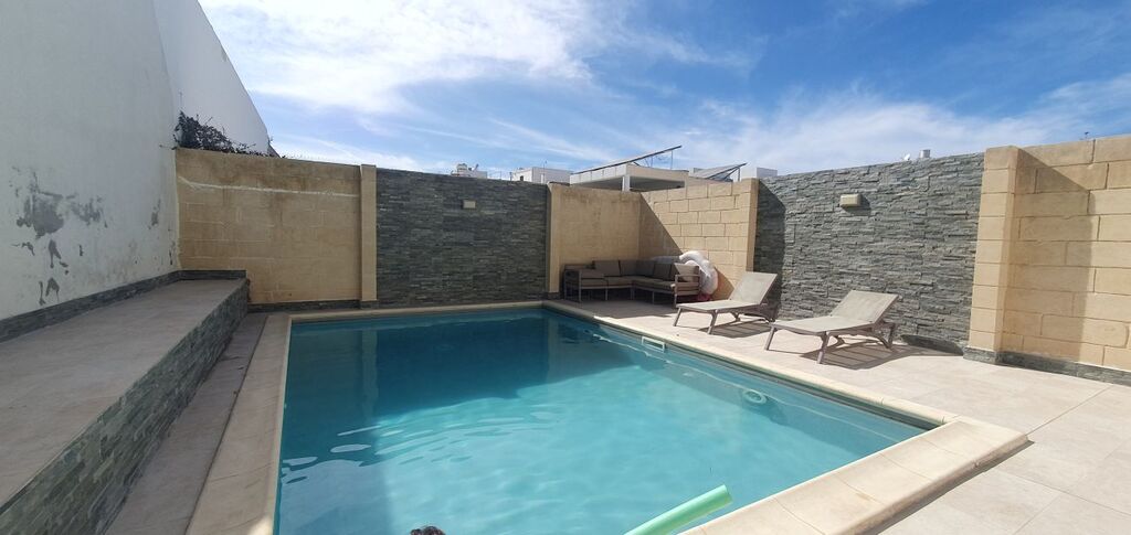 P_006455_Kappara-villa-to-let-1.