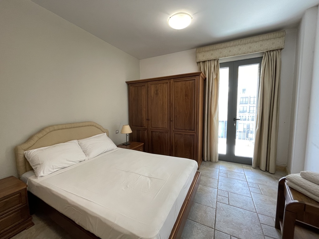 Portomaso, Marina Apartment's Image 5