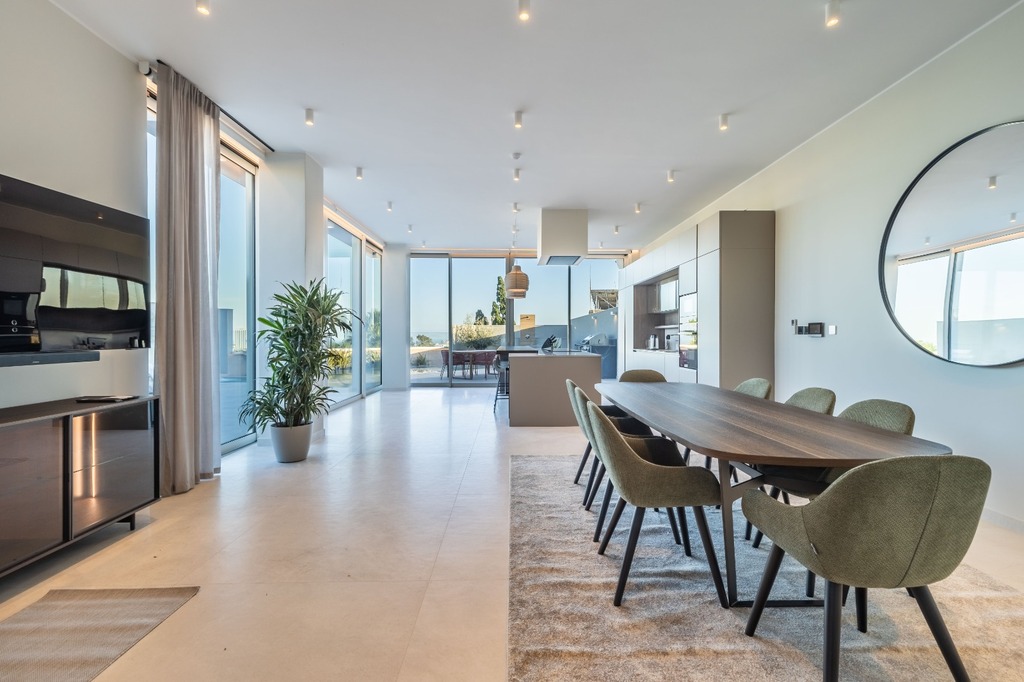 Madliena, Furnished Semi-detached Villa's Image 4