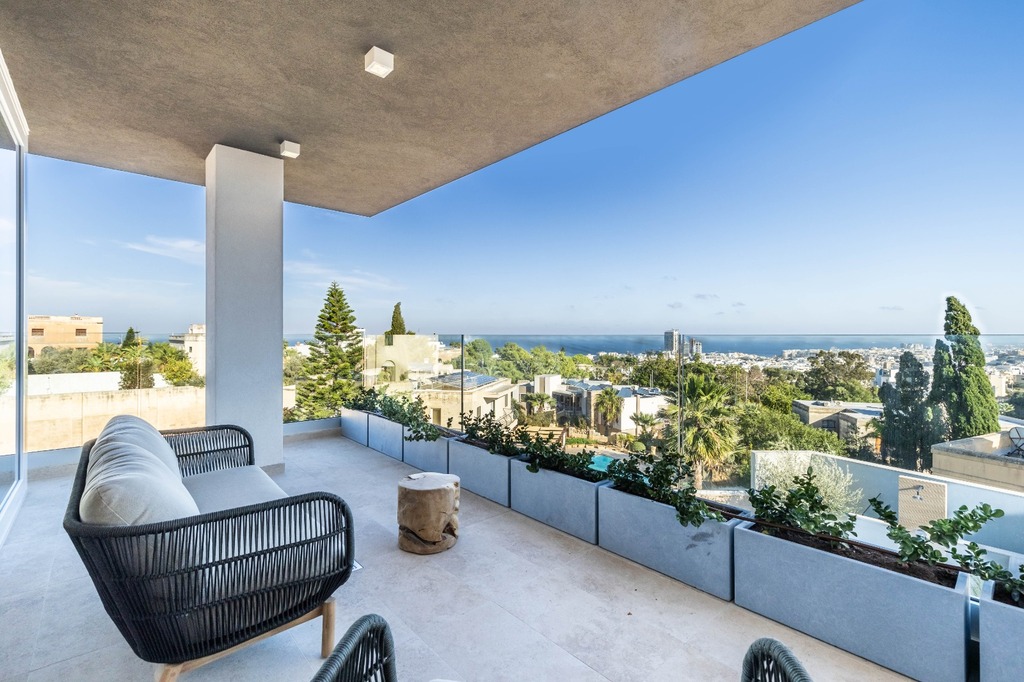 Madliena, Furnished Semi-detached Villa's Image 18