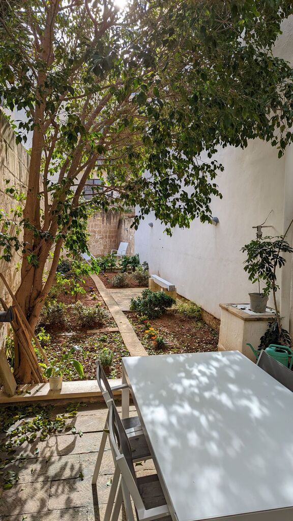 P_006531_Sliema-townhouse-to-let
