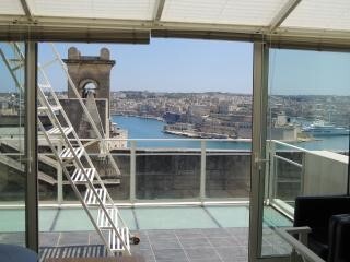 P_006562_Valletta-townhouse-to-l