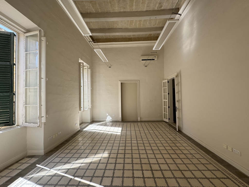 Valletta Converted Town House's Image 3