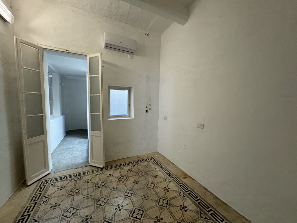 Valletta Converted Town House's Image 21