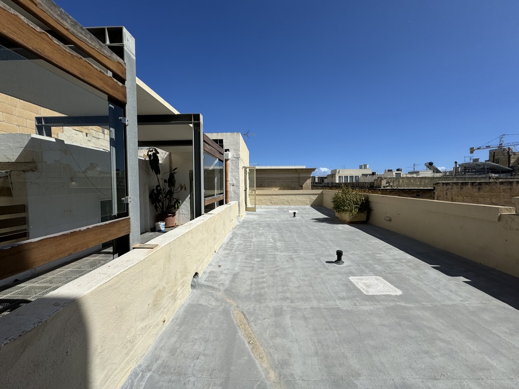 Valletta Converted Town House's Image 24