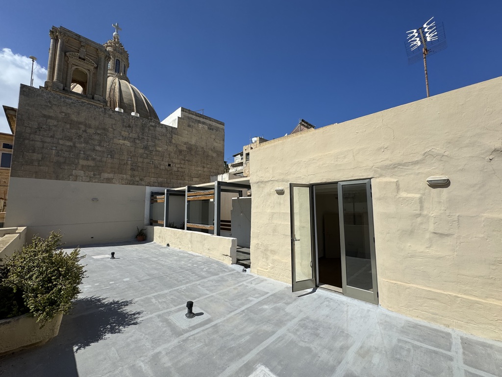 Valletta Converted Town House's Image 25