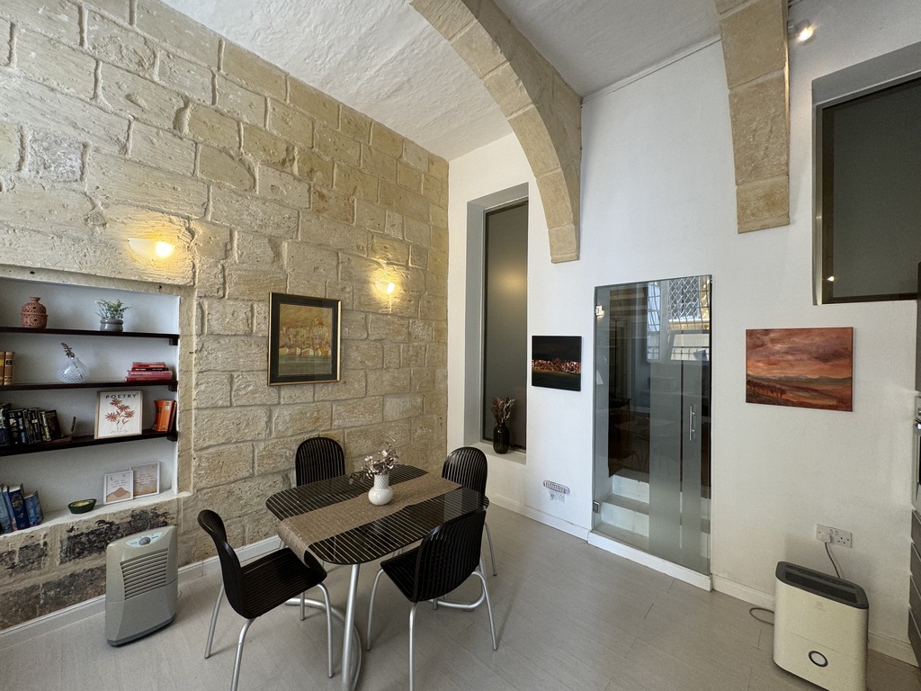 Valletta Converted Town House's Image 10