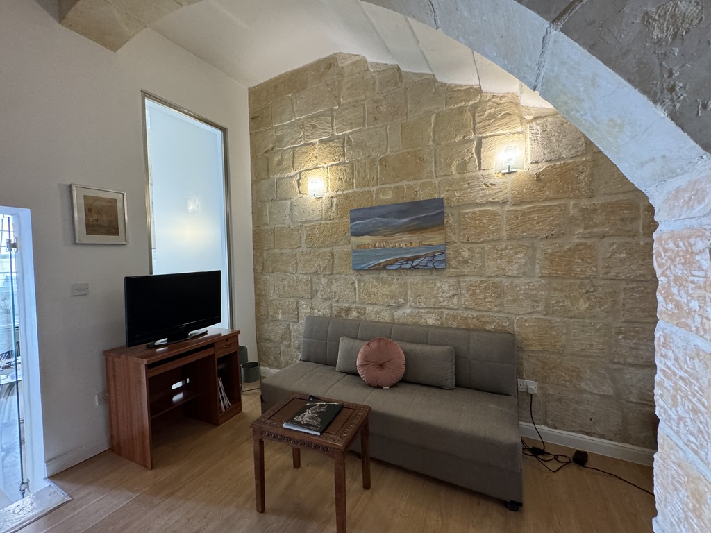 Valletta Converted Town House's Image 14
