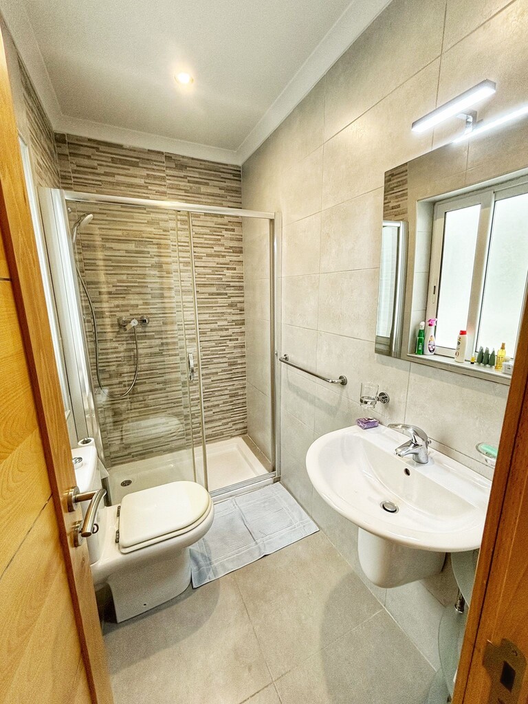 Ibragg, Furnished Apartment's Image 5