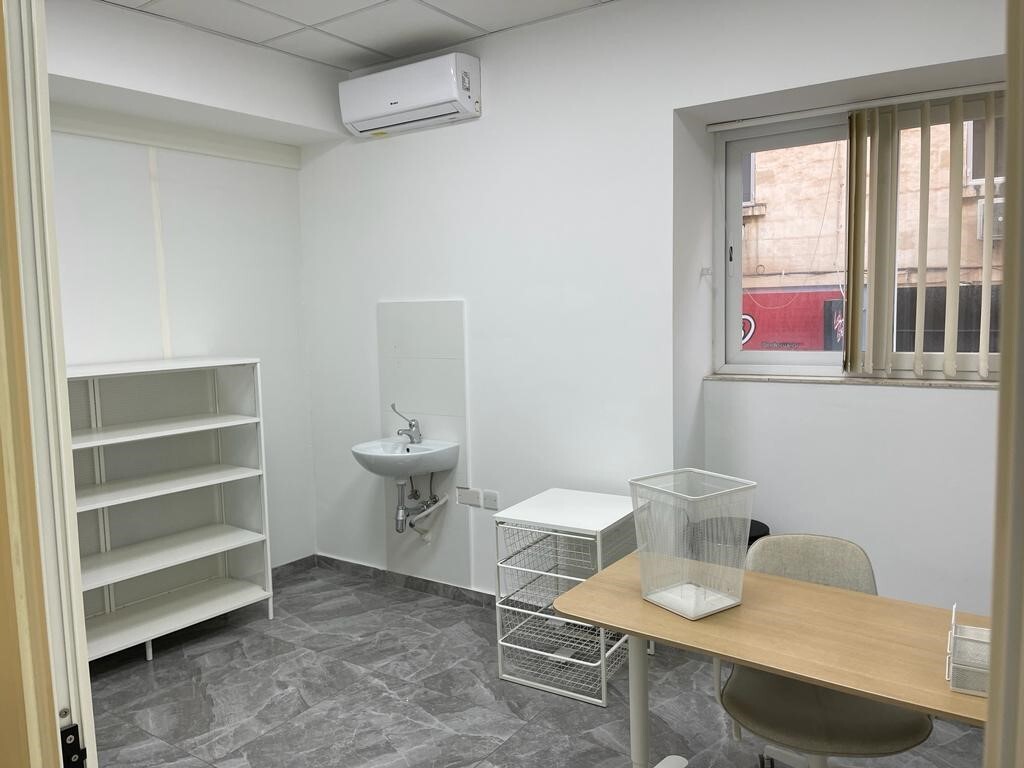 Gzira, Finished Medical (Clinic)'s Image 2